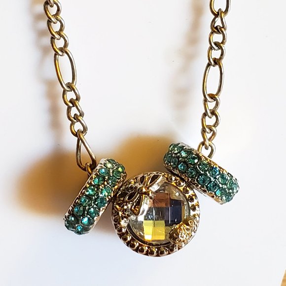 7.5" Silver Tone Rhinestone Charm Bracelet Ladybug - Picture 1 of 3